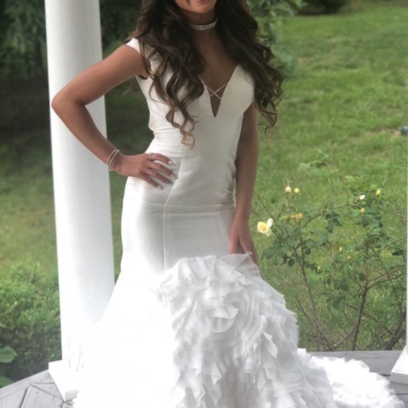 Dresses & Skirts - Wedding , Prom Dress White Gorgeous !!